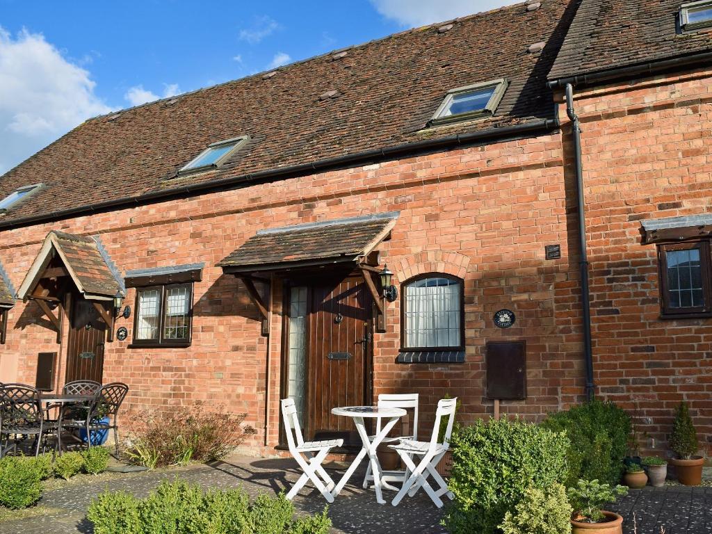 Batsford Cottage in Alderminster, Warwickshire, England