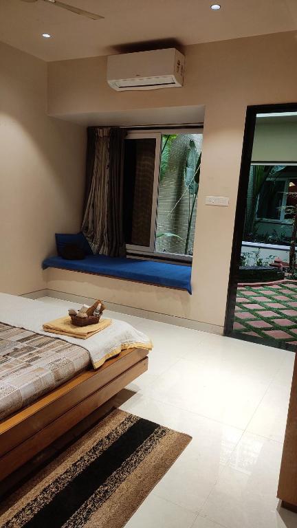 Ένα ή περισσότερα κρεβάτια σε δωμάτιο στο Entire Craftsman house with 2 Bedrooms kitchen and more