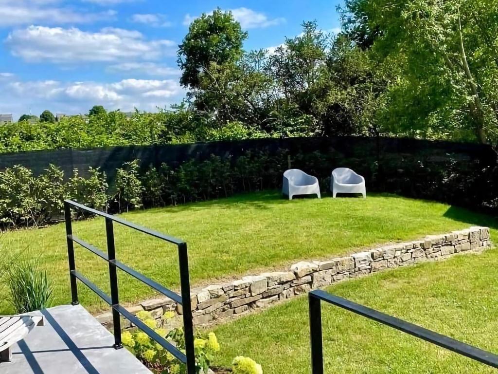 Zahrada ubytování Holiday Home near Château de Modave
