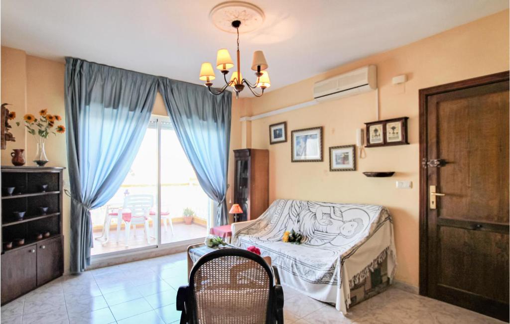 Posteľ alebo postele v izbe v ubytovaní Pet Friendly Apartment In Torrevieja
