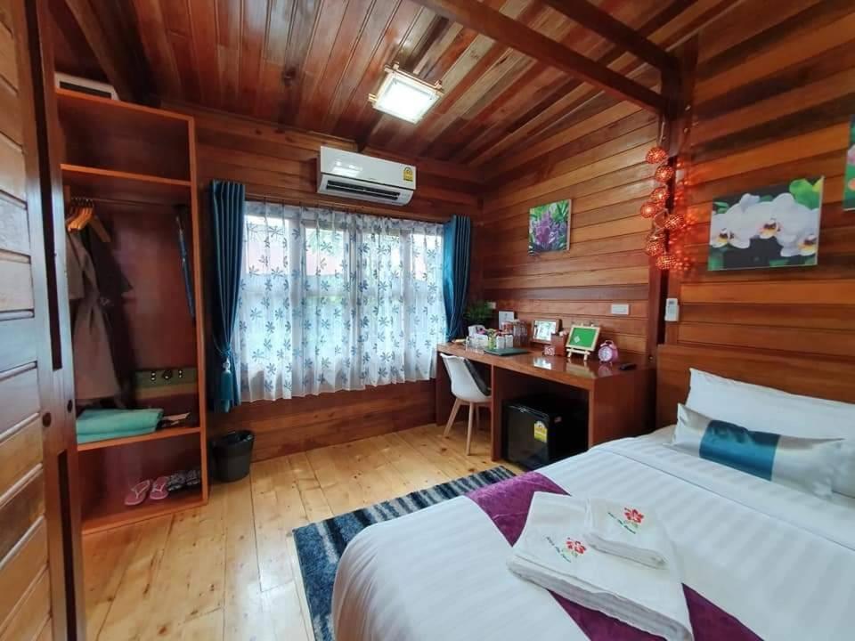 Areeya Phubeach Resort Coliving Coworking - Resim 27