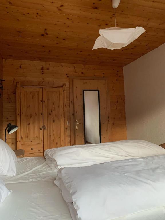 Postel nebo postele na pokoji v ubytování Ferienwohnung Kiem