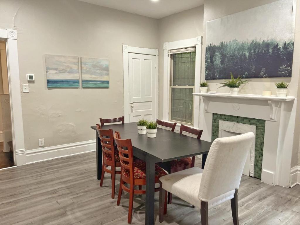 The Discovery House 3 Location, Columbus (updated prices 2024)