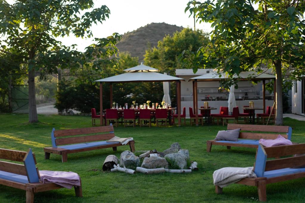 Friendsland, Louvaras (updated prices 2024)