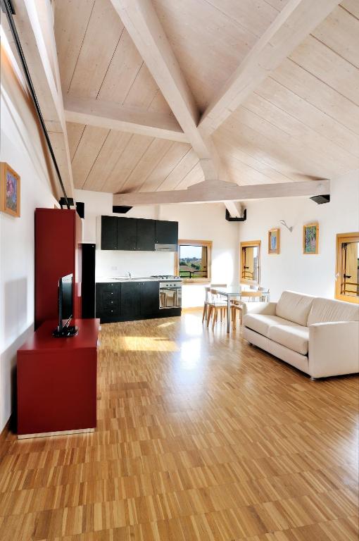 Castello Di Monterado - Two-Bedroom Apartment - Separate Building
