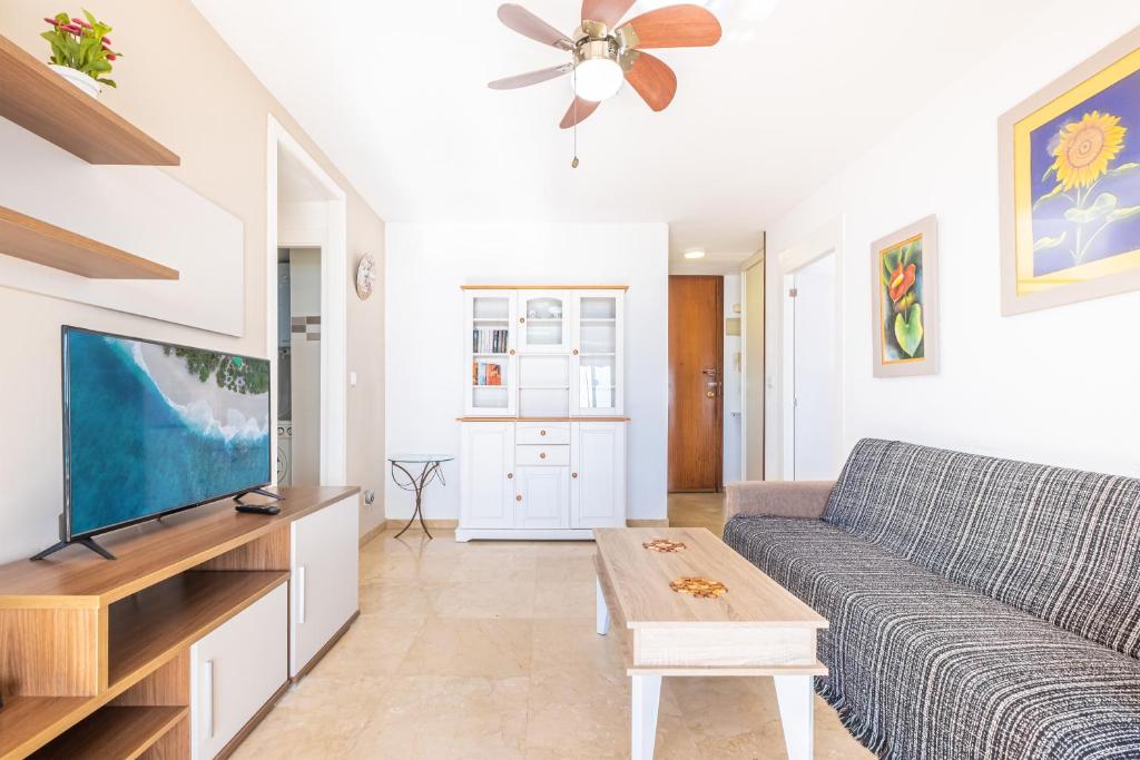 Las Arenas 1-C, Benidorm – Updated 2023 Prices
