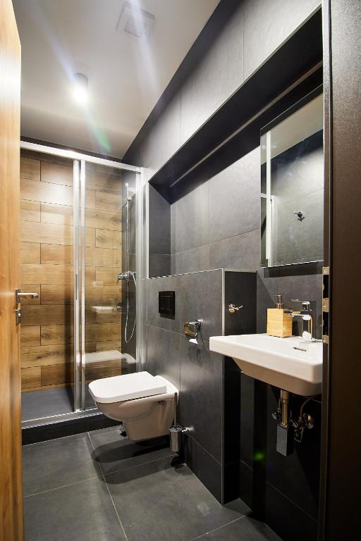 Koupelna v ubytování Apartmány Výsluní