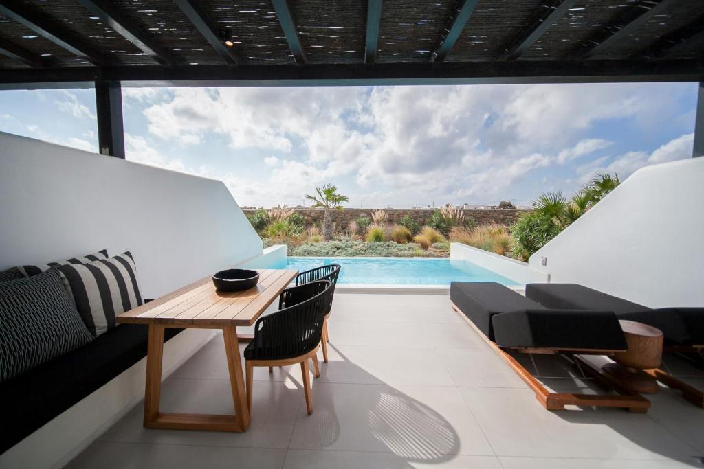 Agrari Bo Suites by Mykonos Rocks - 4