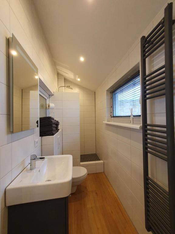 Koupelna v ubytování Ferienhaus am Naherholungsgebiet mit SAUNA