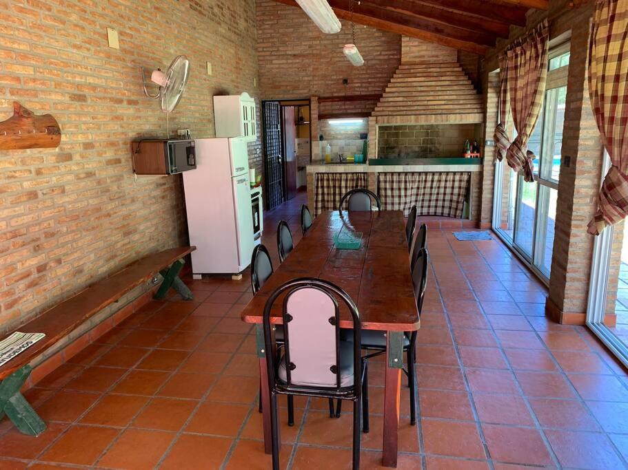 Casa Departamento Funes Bella Vista Wifi Cochera Pileta