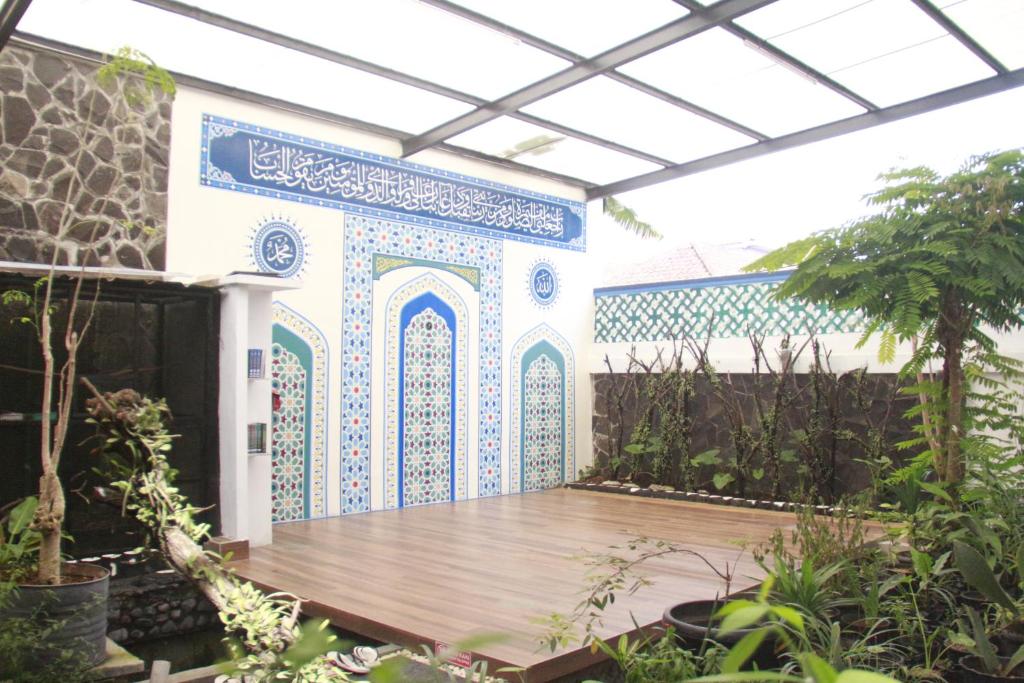 Zahrada ubytování Bu Sepuh GuestHouse