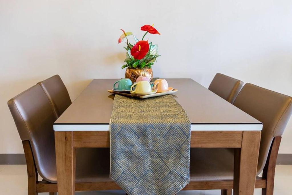 Mactan Newtown - New Modern Condo with Ocean View 휴식 공간