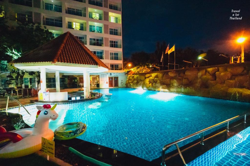 Centara Pattaya Hotel - Resim 13