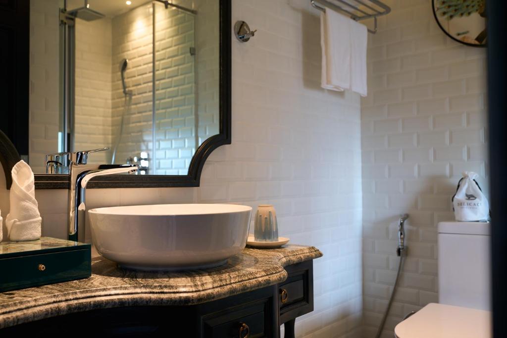 Suite Thông Nhau Có Ban Công