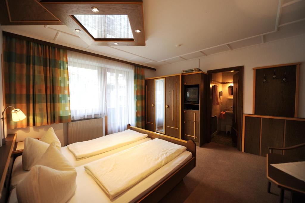 Hotel Garni Landhaus Platzer - 1