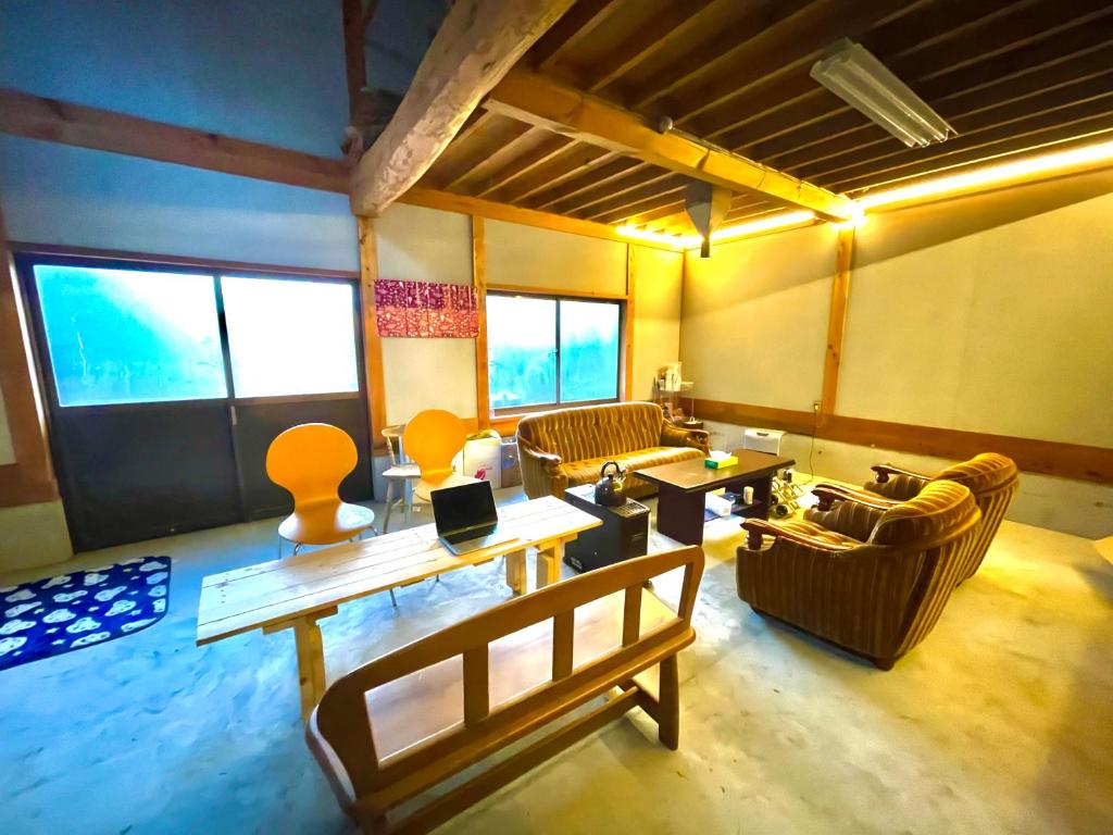 自然豊かな隠れ家ゲストハウス和村Nagomura - Three-Bedroom House