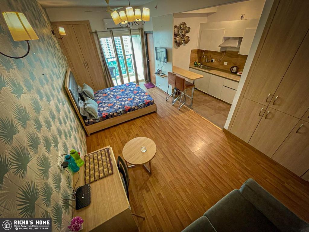 Richa's Home - Studio