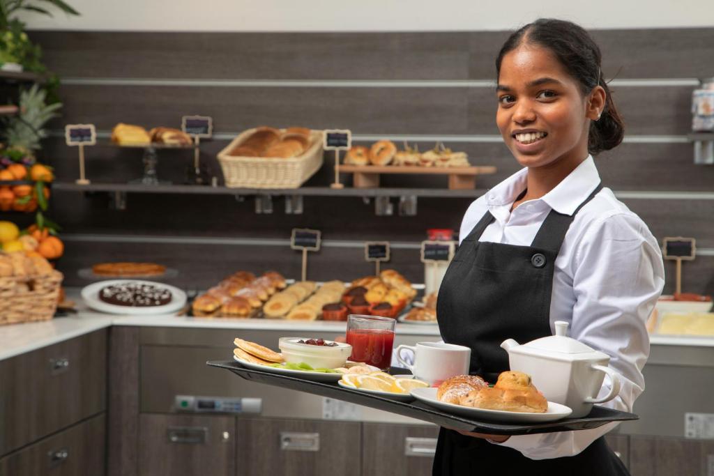 Fragrance Hotel St. Peter - Resim 12