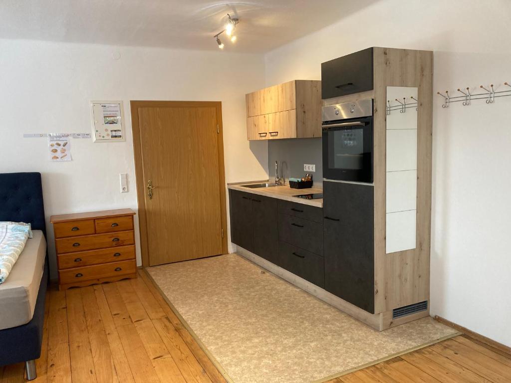 Kuchyň nebo kuchyňský kout v ubytování Ferienwohnung MINA - Rattendorf