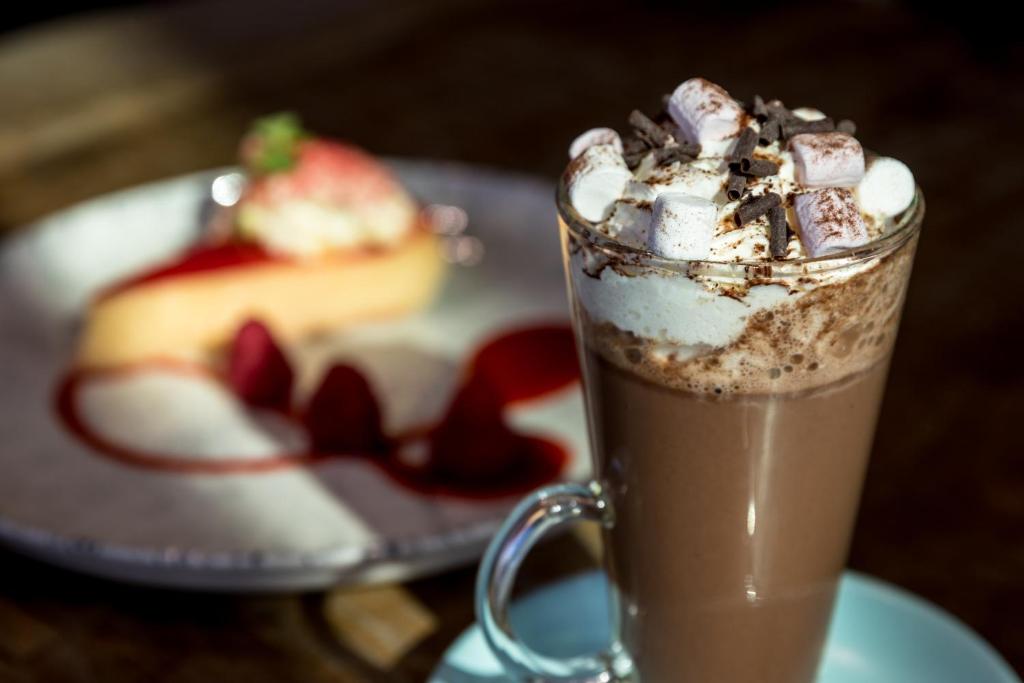 The Lake House - Resim 16