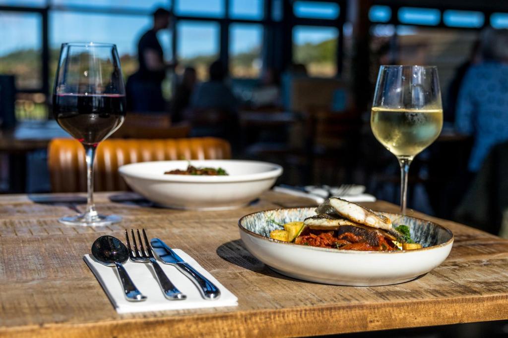 The Lake House - Resim 17