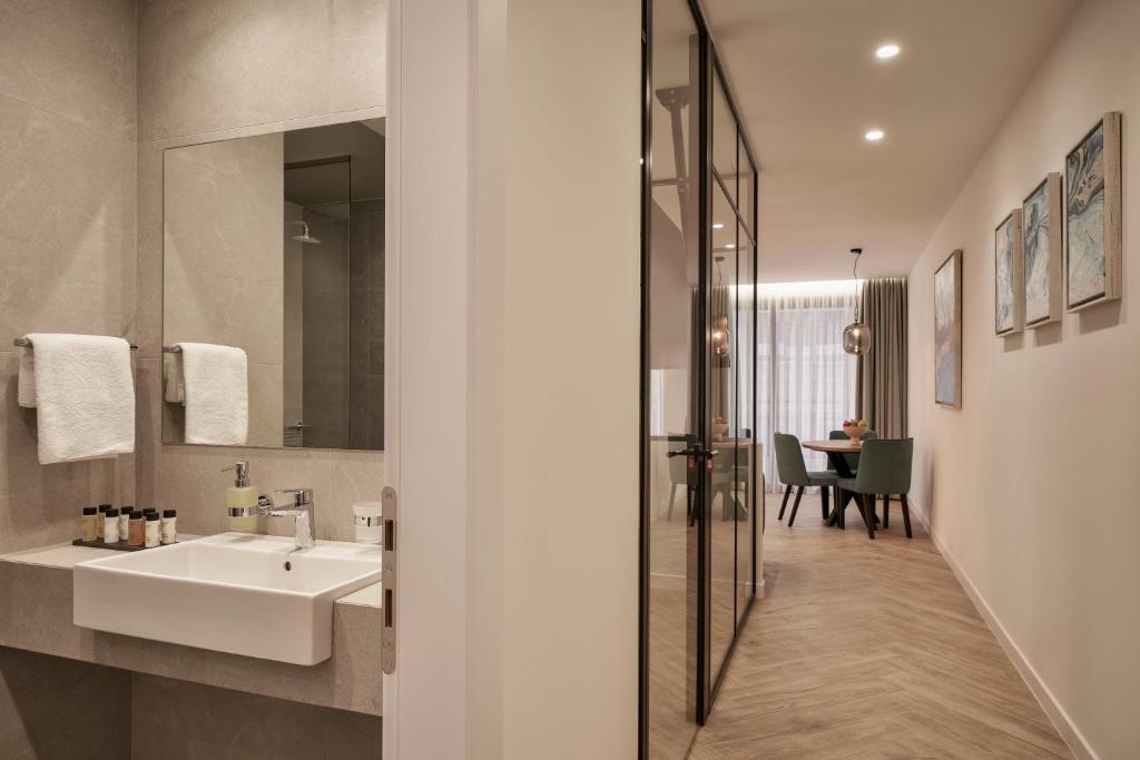 Hestia - Dimitressa 4 - 5