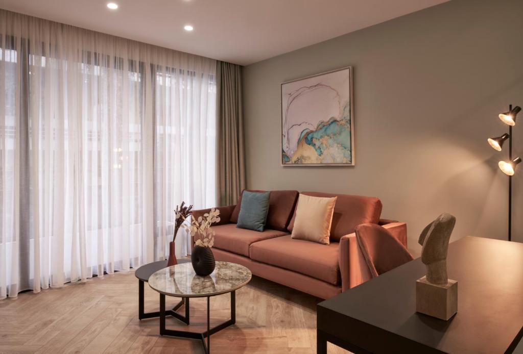 Hestia - Dimitressa 4 - 6