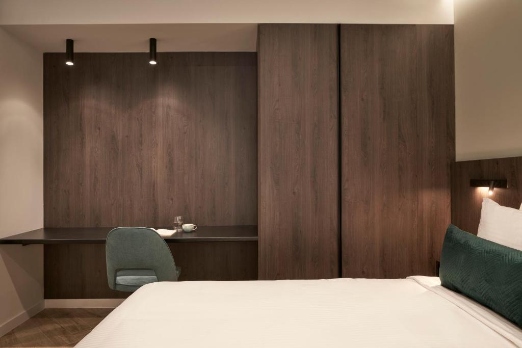 Hestia - Dimitressa 4 - 14