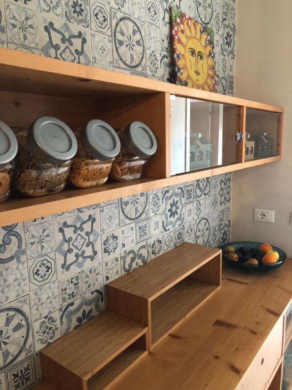 Kuchyň nebo kuchyňský kout v ubytování Room 55