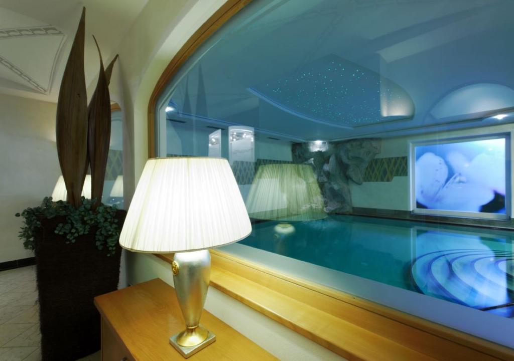 The swimming pool at or close to Residence Hotel Alpinum