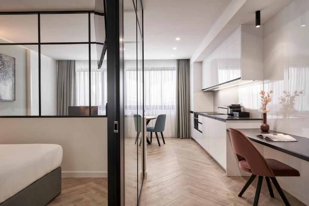 Hestia - Dimitressa 4 - 19