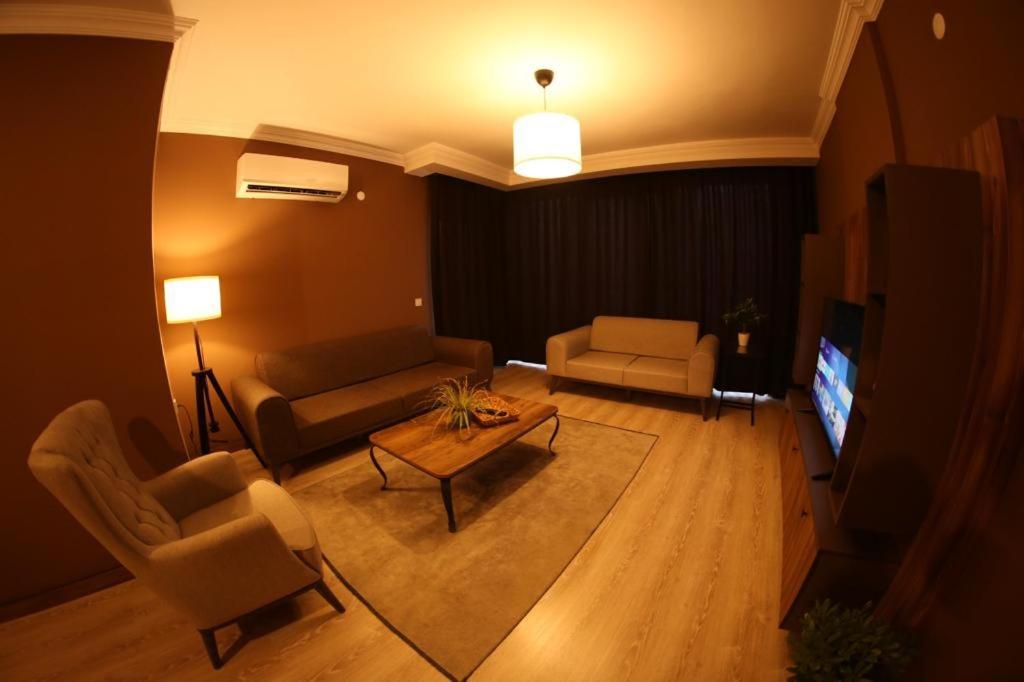 Posezení v ubytování Yücemek Apart