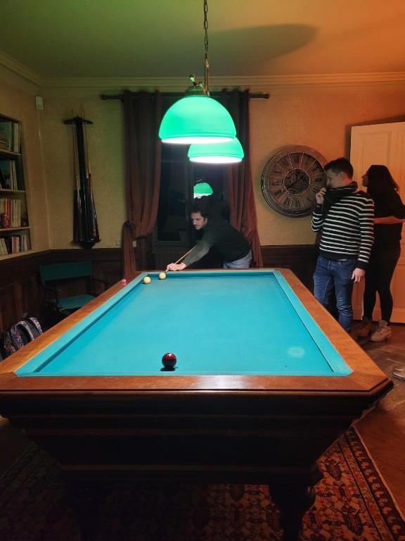 Biliardový stôl v ubytovaní LE CLOS DU TULIPIER