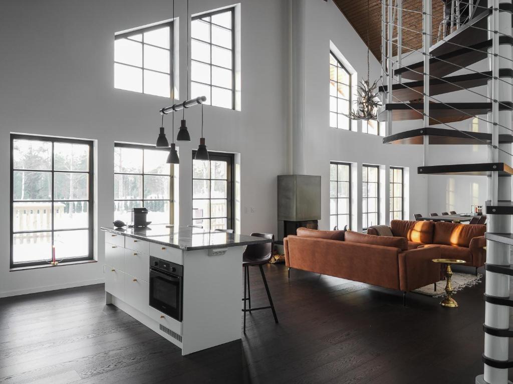 Ranch Roslagen - Luxurious estate near sea with extras