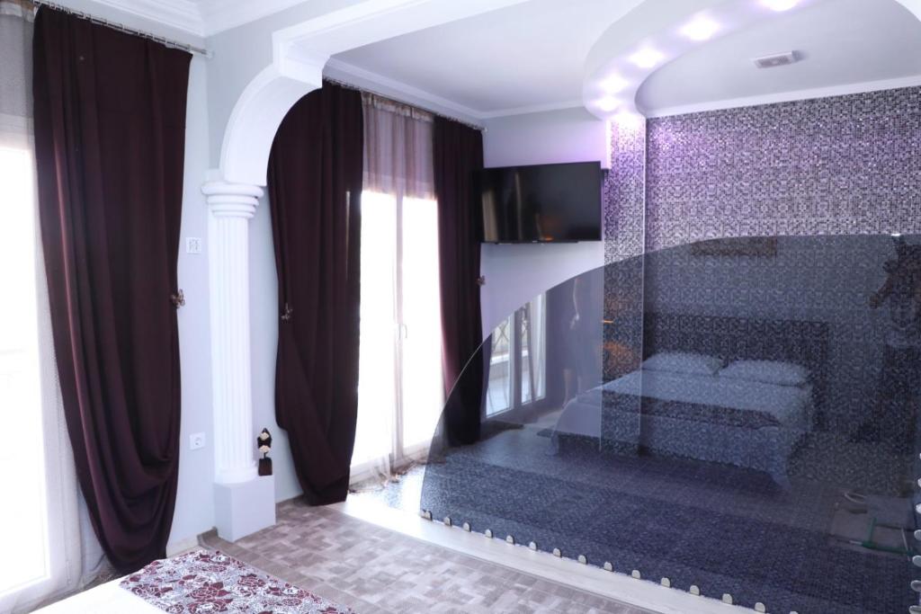 Damias rental rooms - Chambre Double Avec Balcon