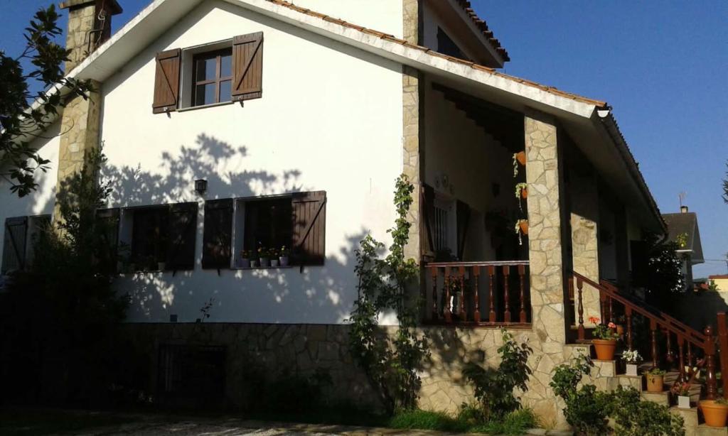 House - 4 Bedrooms - 09468 - Housity
