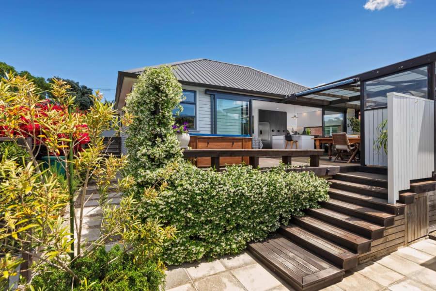 Entire modern house,handy to Ponsonby, Herne Bay, Auckland (updated prices 2024)