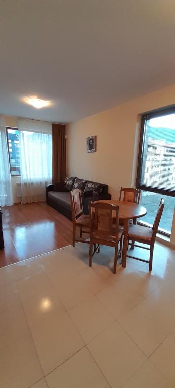 Апартамент Belvedere Holiday Club H67