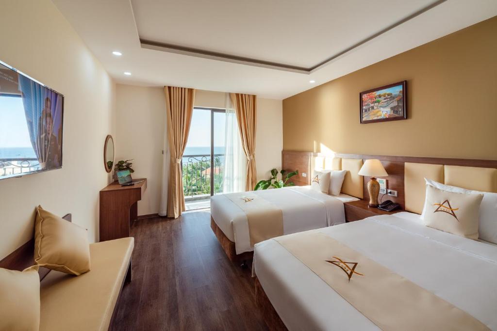 Phòng Deluxe Giường Đôi Với Ban Công và Tầm Nhìn Ra Biển