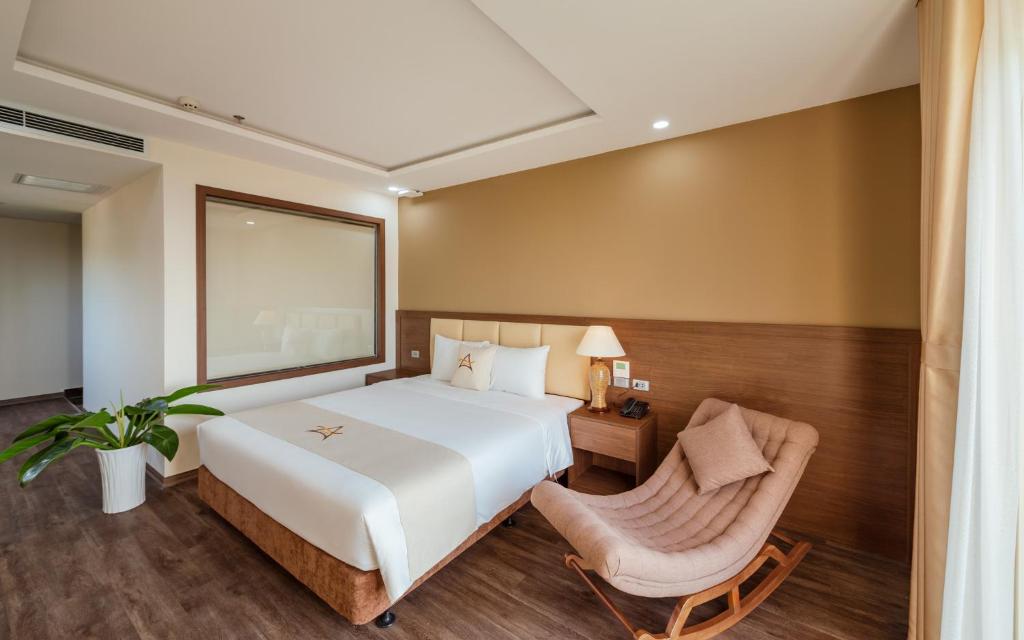 Phòng Deluxe Giường Đôi Với Ban Công và Tầm Nhìn Ra Biển