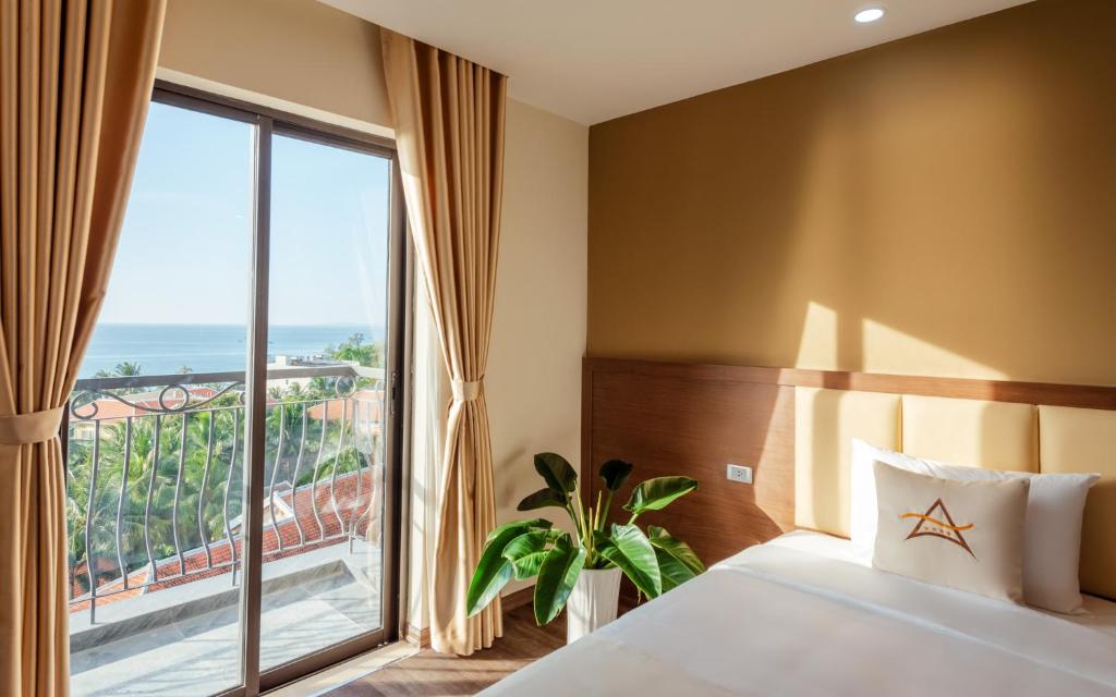 Phòng Deluxe Giường Đôi Với Ban Công và Tầm Nhìn Ra Biển