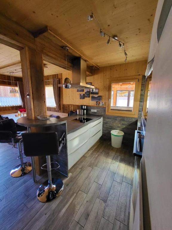 Kuchyň nebo kuchyňský kout v ubytování Kreischberg Chalet in Murau
