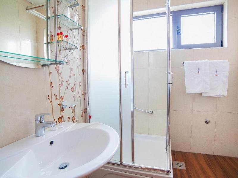 Koupelna v ubytování Hotel Petrovac