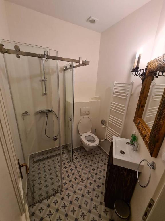 Miniszteri Villa - Chambre Double De Luxe Avec Balcon
