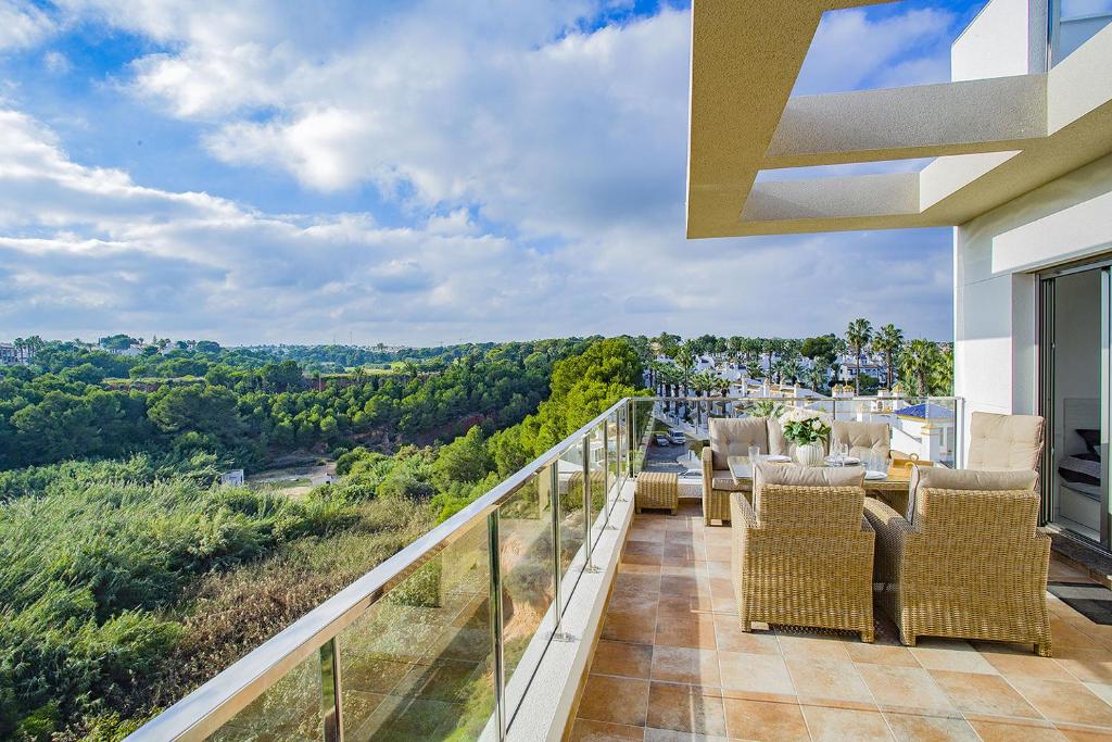 216 Lux Penthouse Spa - Alicante-Holiday, Villamartin ...