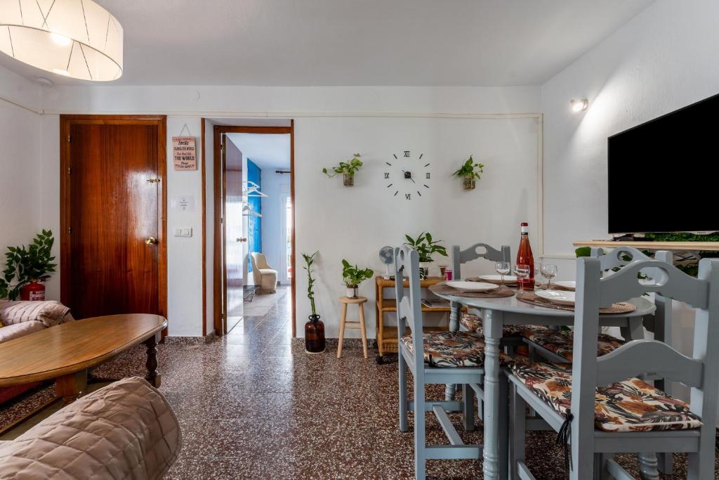 Telewizja i/lub zestaw kina domowego w obiekcie Mijas Tropical, Casita típica