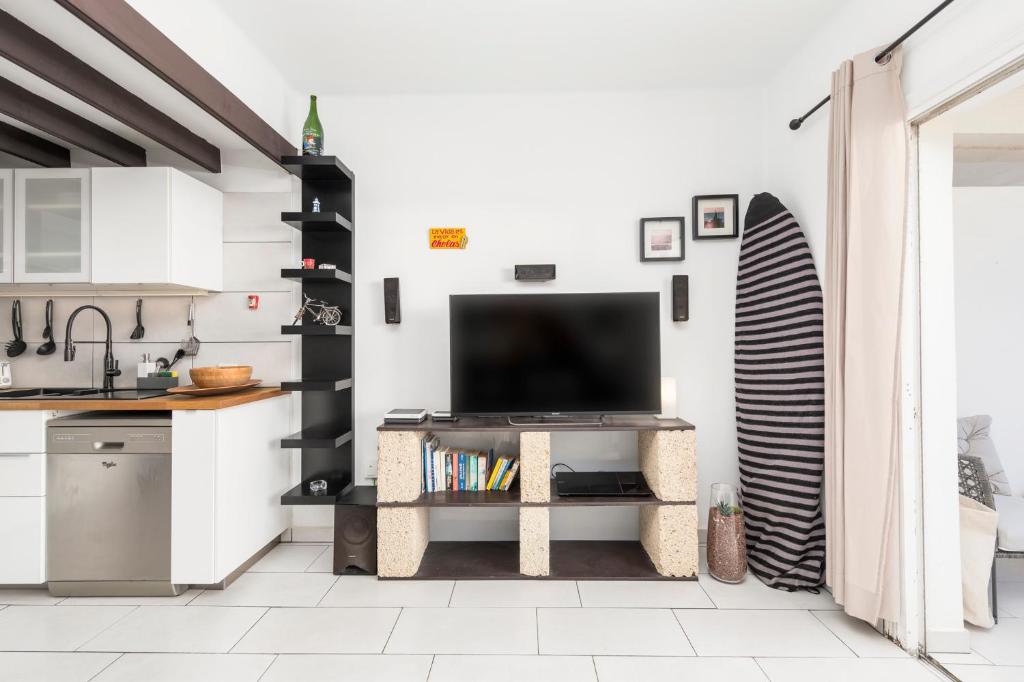 Kuchnia lub aneks kuchenny w obiekcie MEDANO4YOU The Bike Holiday Home