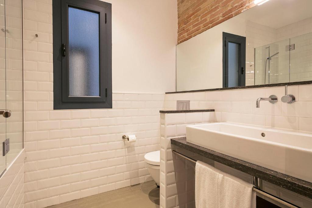Koupelna v ubytování Uma Suites Pau Claris