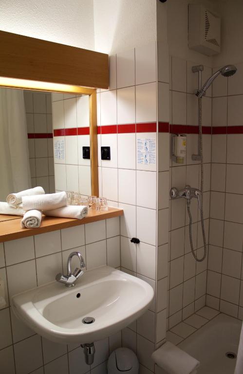 Koupelna v ubytování ACRON Hotel Wittenberg