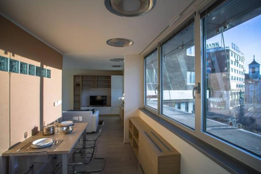 22nd Uprising Square - Superior Apartment